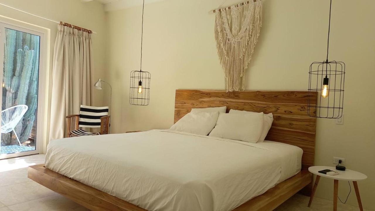 Naima Luxury Home, Cottage & Apartment Rentals Paradera Exterior photo