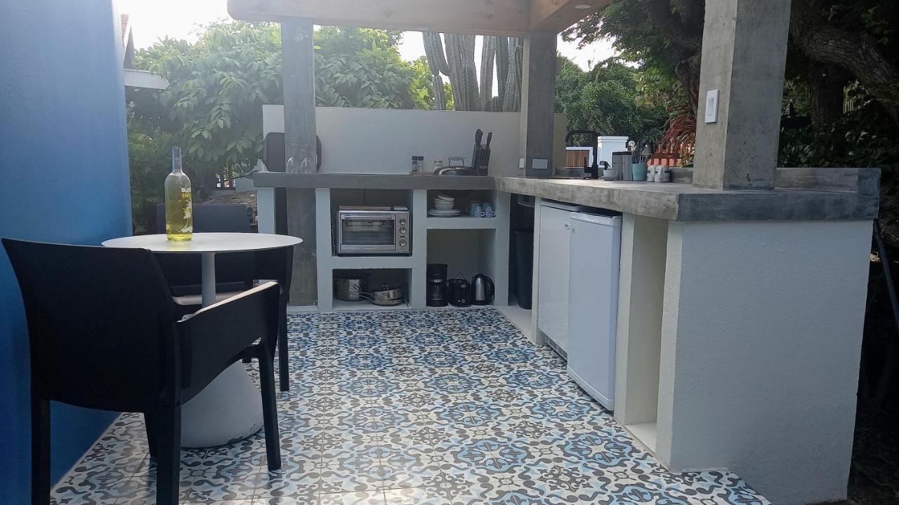 Naima Luxury Home, Cottage & Apartment Rentals Paradera Exterior photo