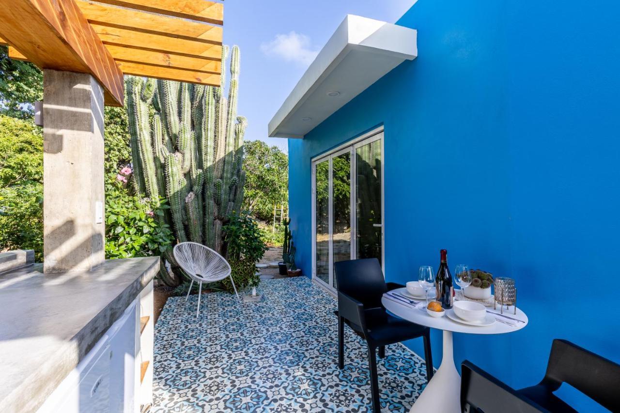 Naima Luxury Home, Cottage & Apartment Rentals Paradera Exterior photo